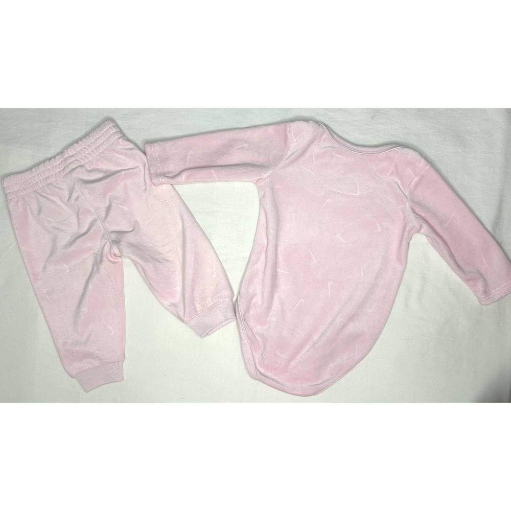 Nike Baby Bodysuit Jogger Pants Set Girls 6M Pink Velour Swoosh Logo 2 Piece - Picture 2 of 14